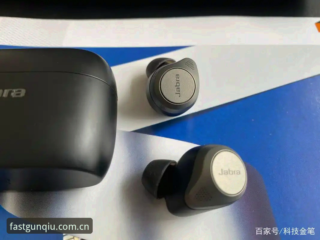 滚球体育平台苹果版与网页登录对比：选型入口怎么挑才不后悔？